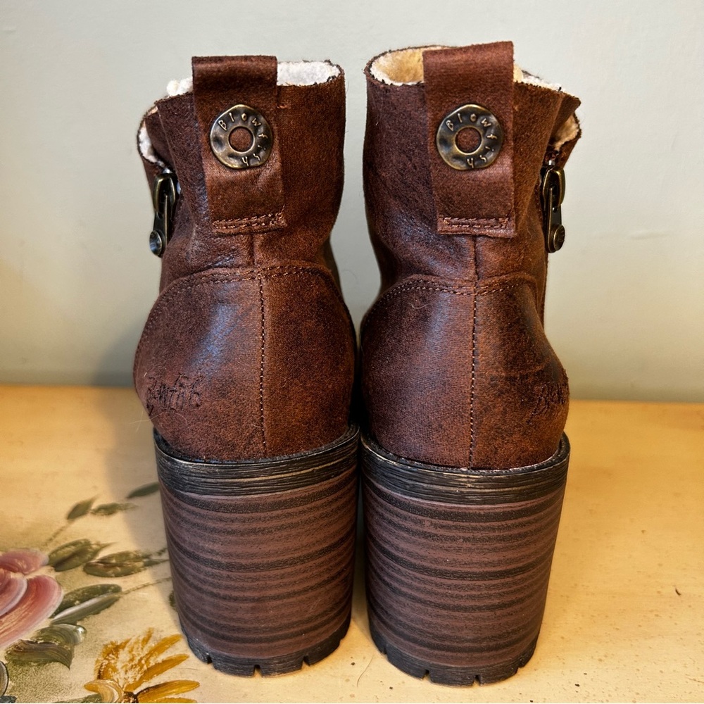 Blowfish Brown Ankle Boots with Faux Fur Lining - Picture 4 of 13